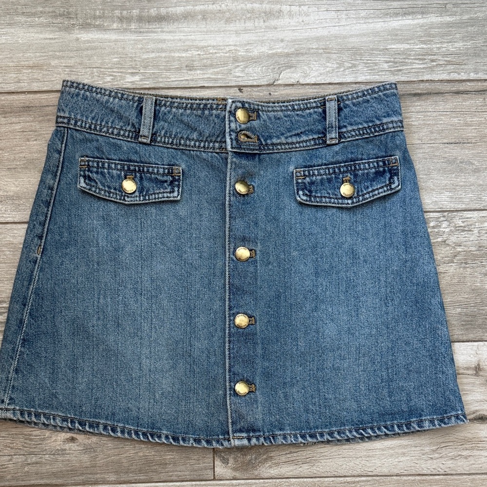 NWOT-H&M Blue Denim Mini Skirt with Gold Buttons